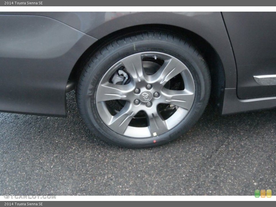 2014 Toyota Sienna SE Wheel and Tire Photo #90618866