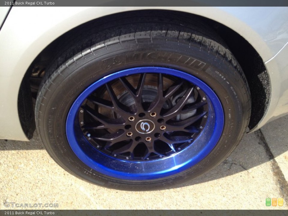 2011 Buick Regal Custom Wheel and Tire Photo #90752052