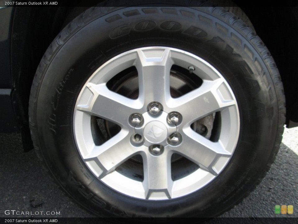 2007 Saturn Outlook XR AWD Wheel and Tire Photo #90764538