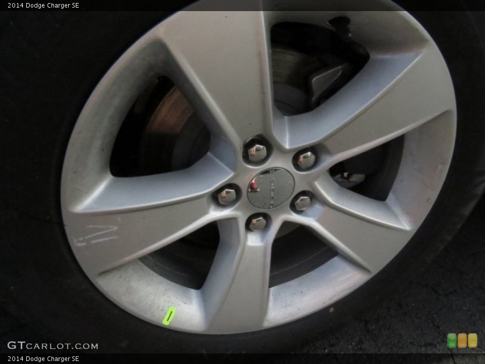 2014 Dodge Charger SE Wheel and Tire Photo #90801547
