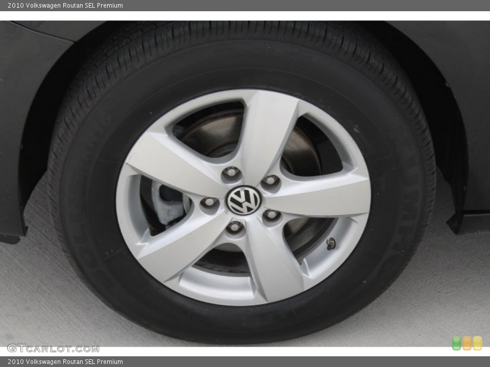 2010 Volkswagen Routan SEL Premium Wheel and Tire Photo #90837640