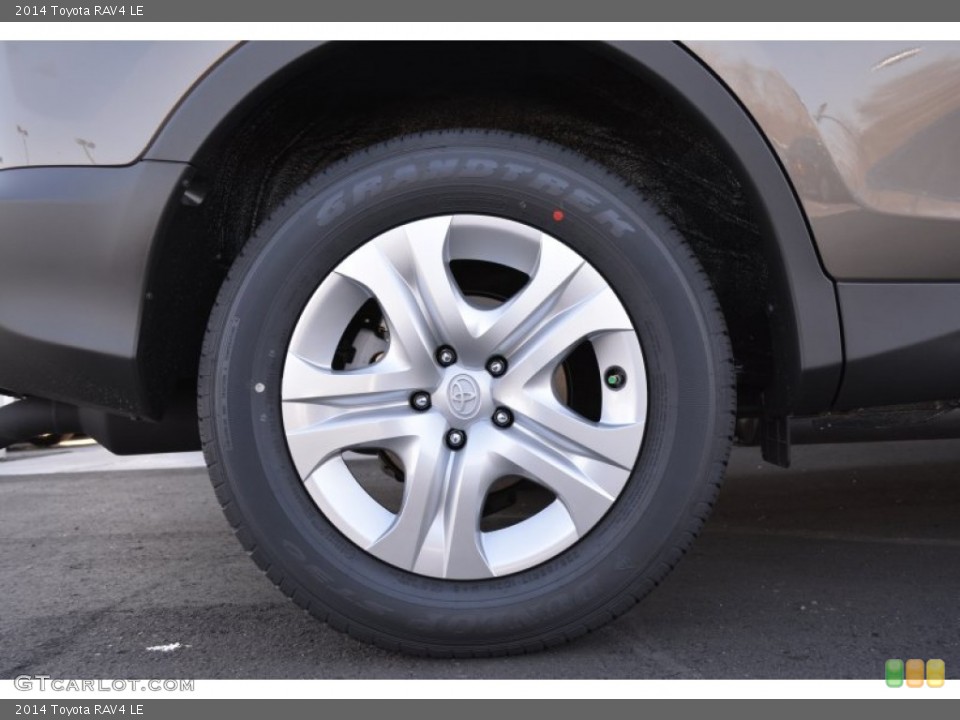 2014 Toyota RAV4 LE Wheel and Tire Photo #90952295