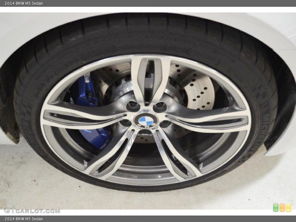 2014 BMW M5 Sedan Wheel and Tire Photo #91213543