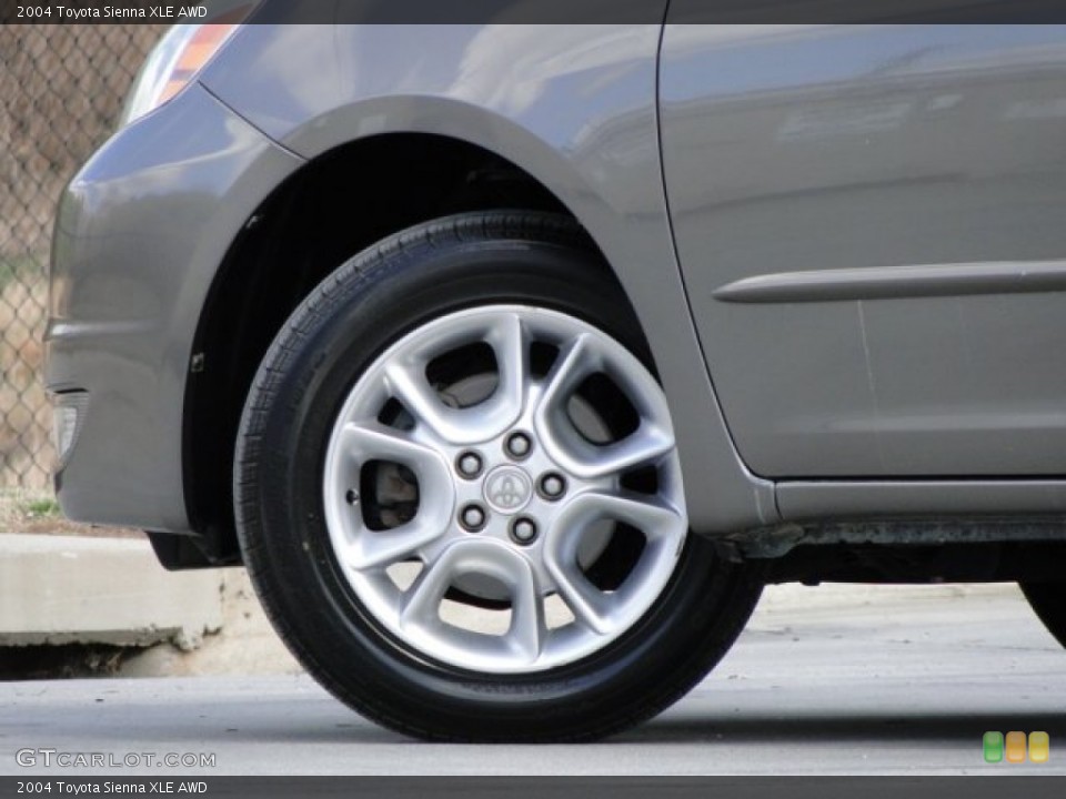 2004 Toyota Sienna XLE AWD Wheel and Tire Photo #91226315