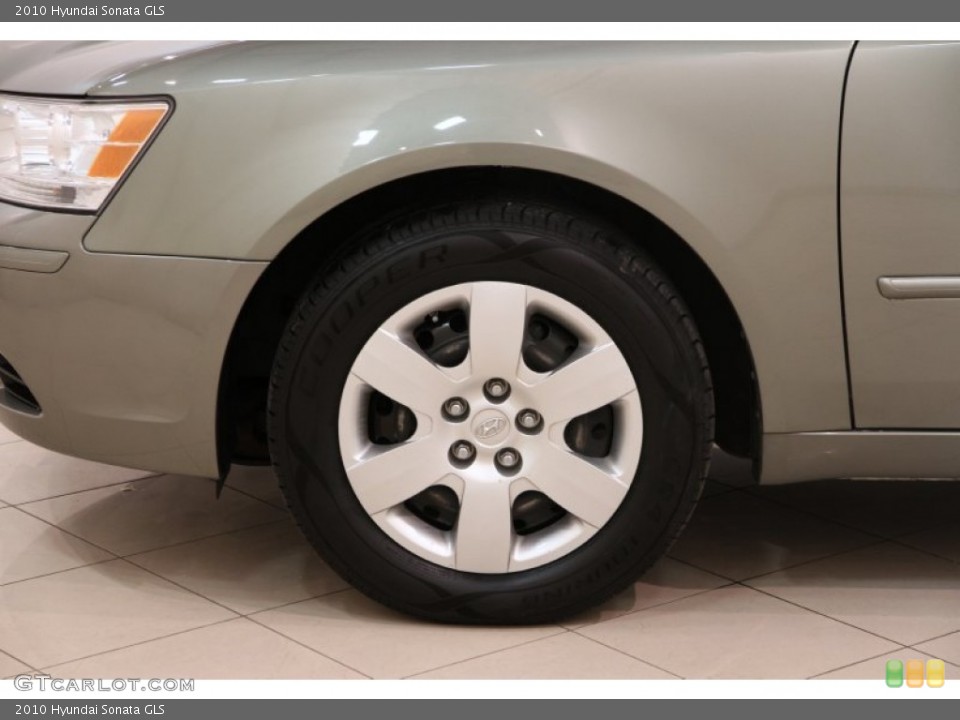 2010 Hyundai Sonata Wheels and Tires