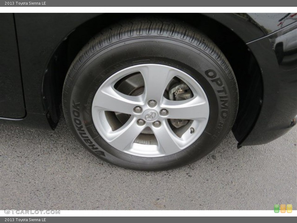 2013 Toyota Sienna LE Wheel and Tire Photo #91795091