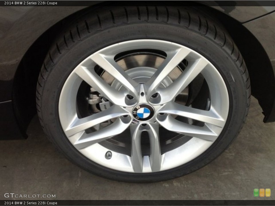 2014 BMW 2 Series 228i Coupe Wheel and Tire Photo #92190859