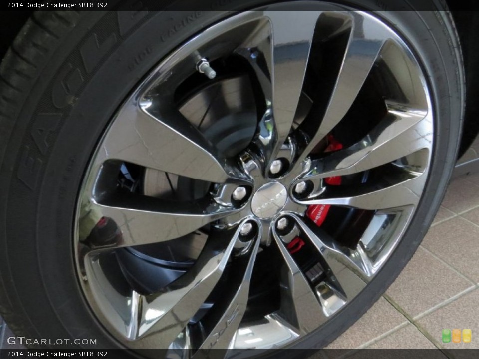 2014 Dodge Challenger SRT8 392 Wheel and Tire Photo #92560982