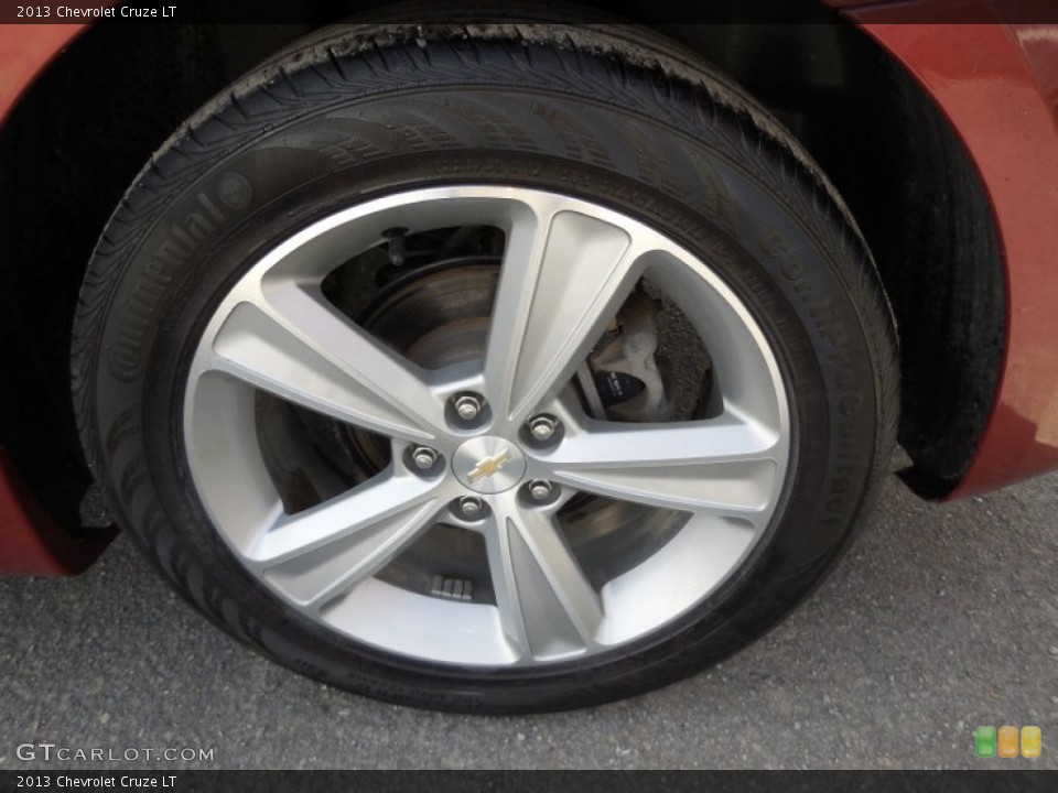 2013 Chevrolet Cruze LT Wheel and Tire Photo #92661676