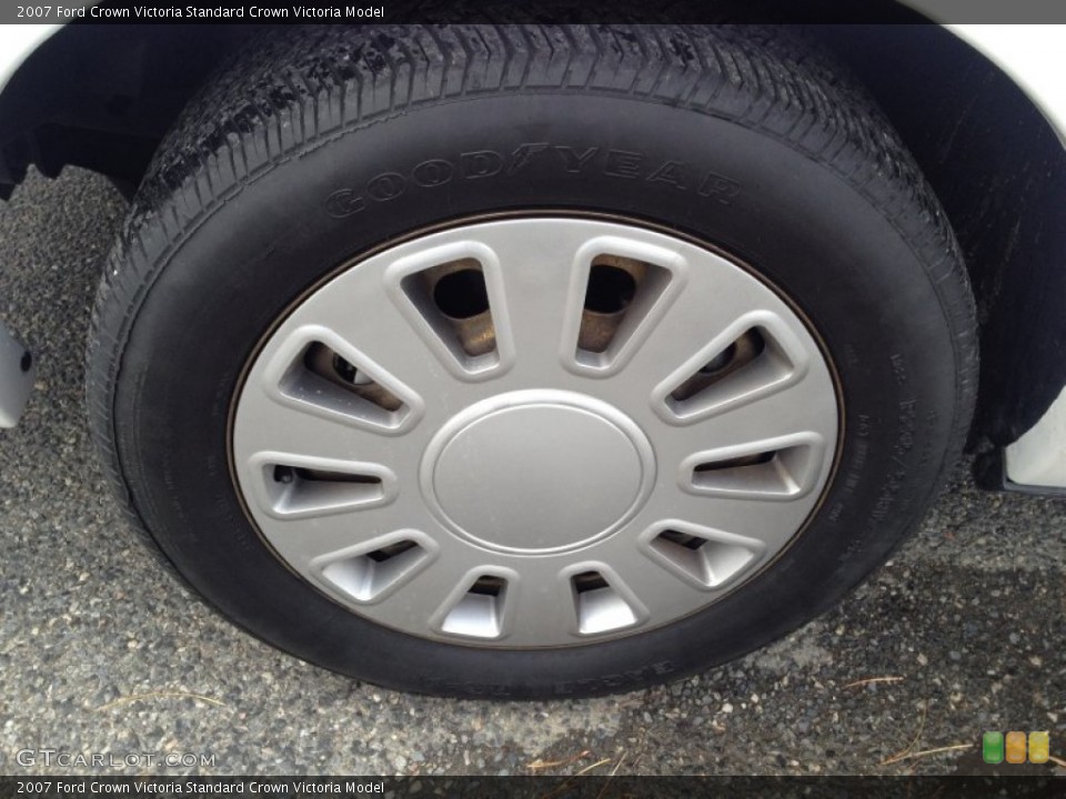 2007 Ford Crown Victoria Wheels and Tires