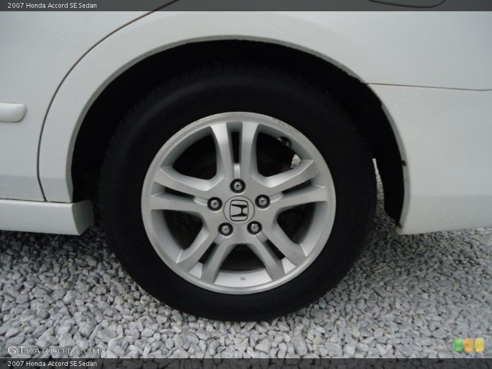 2007 Honda Accord SE Sedan Wheel and Tire Photo #92774041