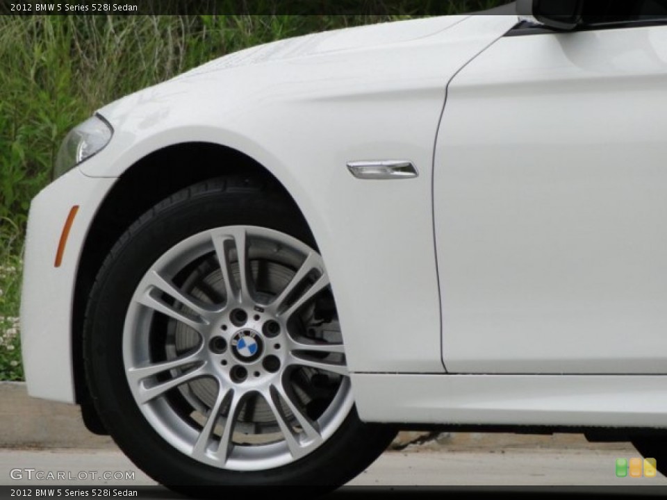 2012 BMW 5 Series 528i Sedan Wheel and Tire Photo #93646330