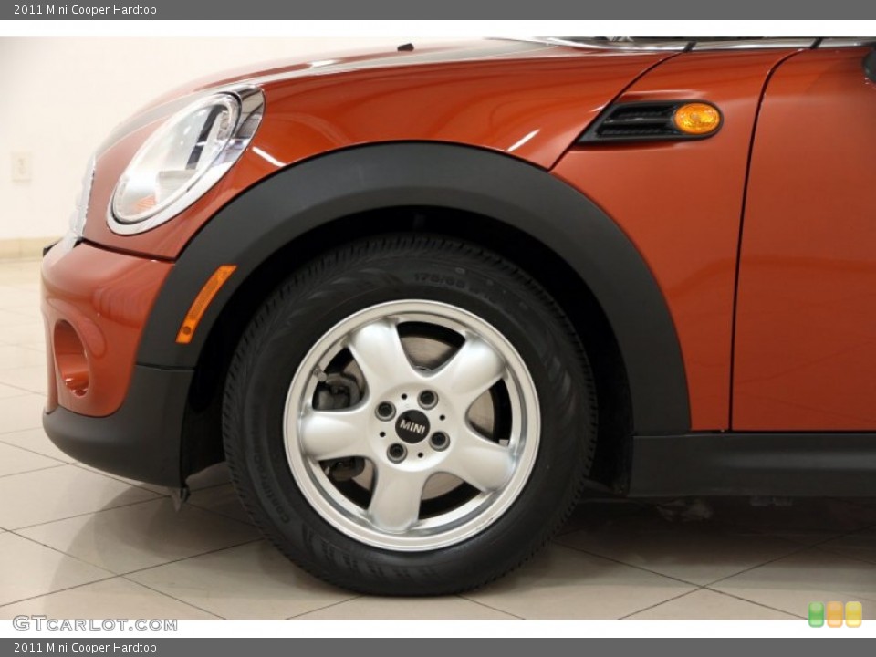 2011 Mini Cooper Hardtop Wheel and Tire Photo #93871531