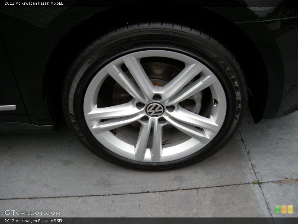 2012 Volkswagen Passat V6 SEL Wheel and Tire Photo #93899673