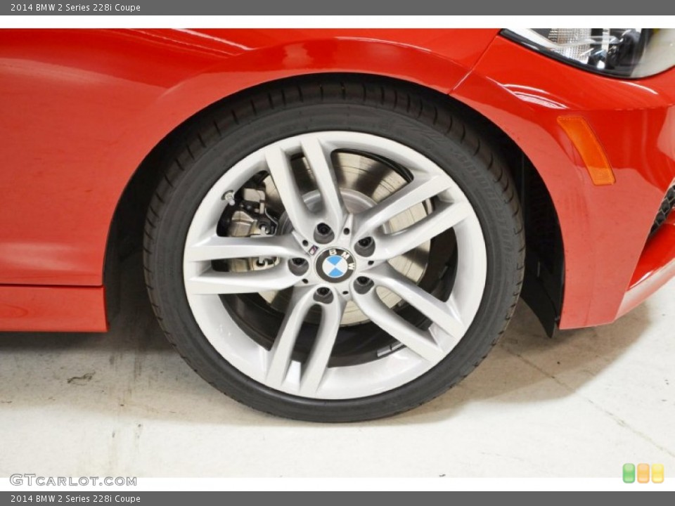 2014 BMW 2 Series 228i Coupe Wheel and Tire Photo #94660476