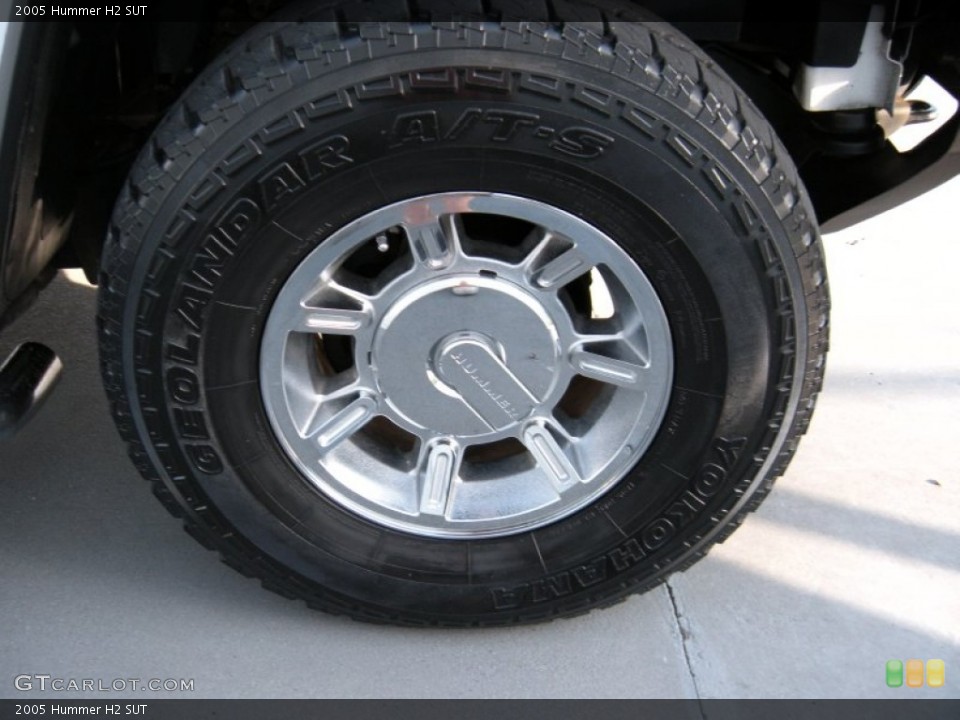 2005 Hummer H2 SUT Wheel and Tire Photo #94739446