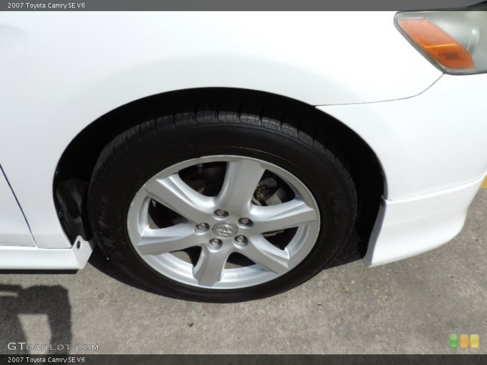 2007 Toyota Camry SE V6 Wheel and Tire Photo #94923099