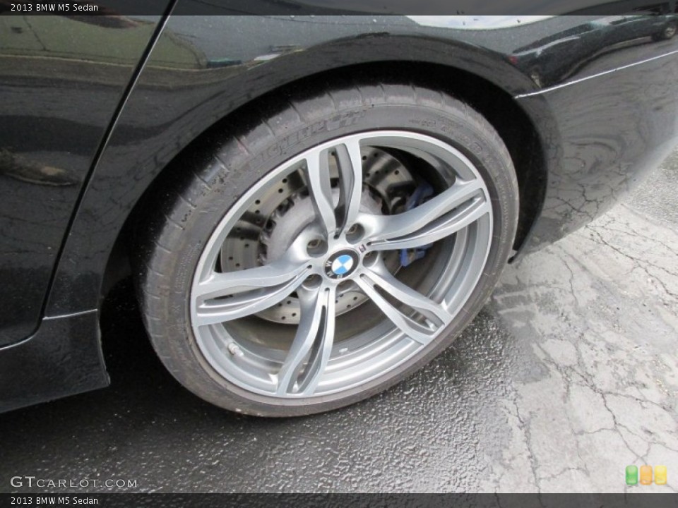 2013 BMW M5 Sedan Wheel and Tire Photo #95152004