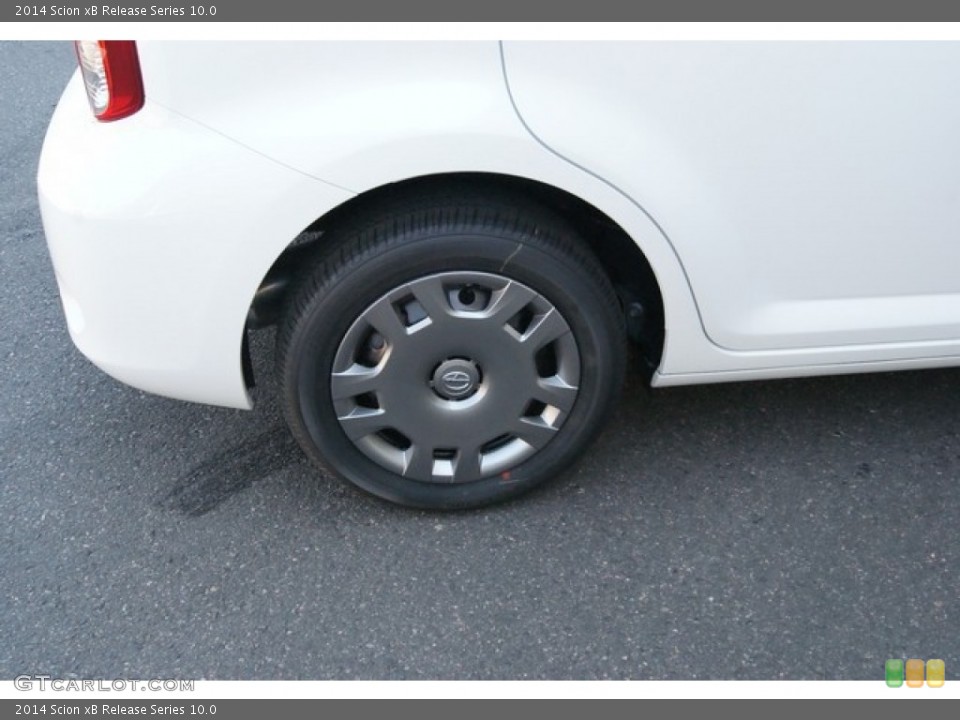2014 Scion xB Release Series 10.0 Wheel and Tire Photo #95336197