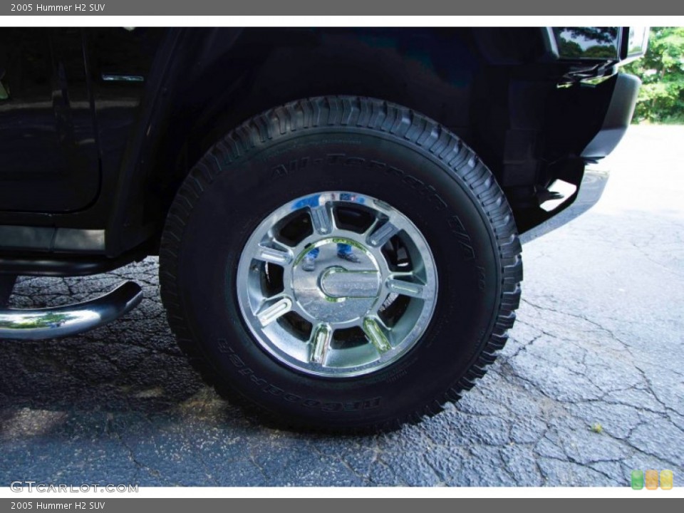 2005 Hummer H2 SUV Wheel and Tire Photo #95360627