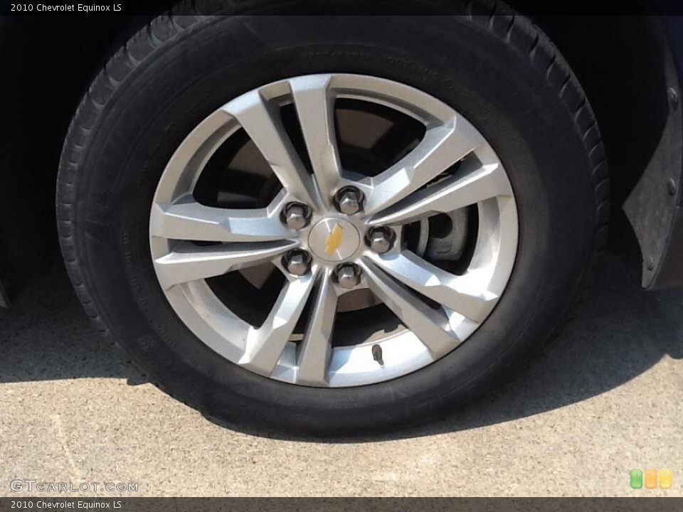 2010 Chevrolet Equinox LS Wheel and Tire Photo #95801692