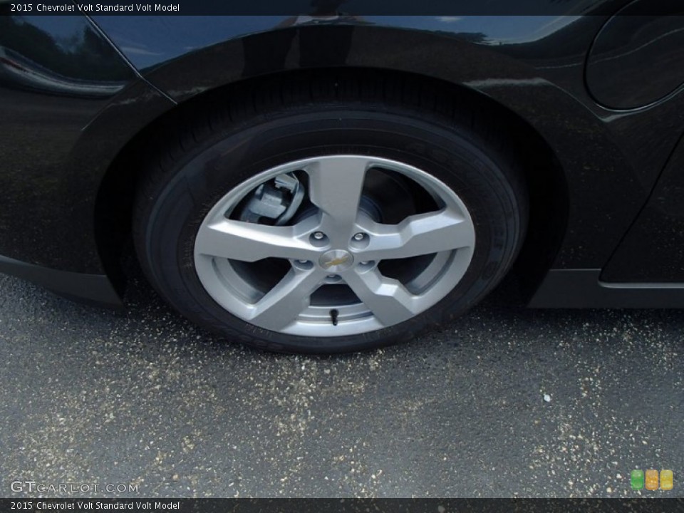 2015 Chevrolet Volt  Wheel and Tire Photo #95816410