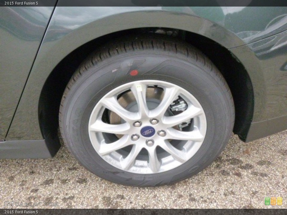 2015 Ford Fusion S Wheel and Tire Photo #95835885
