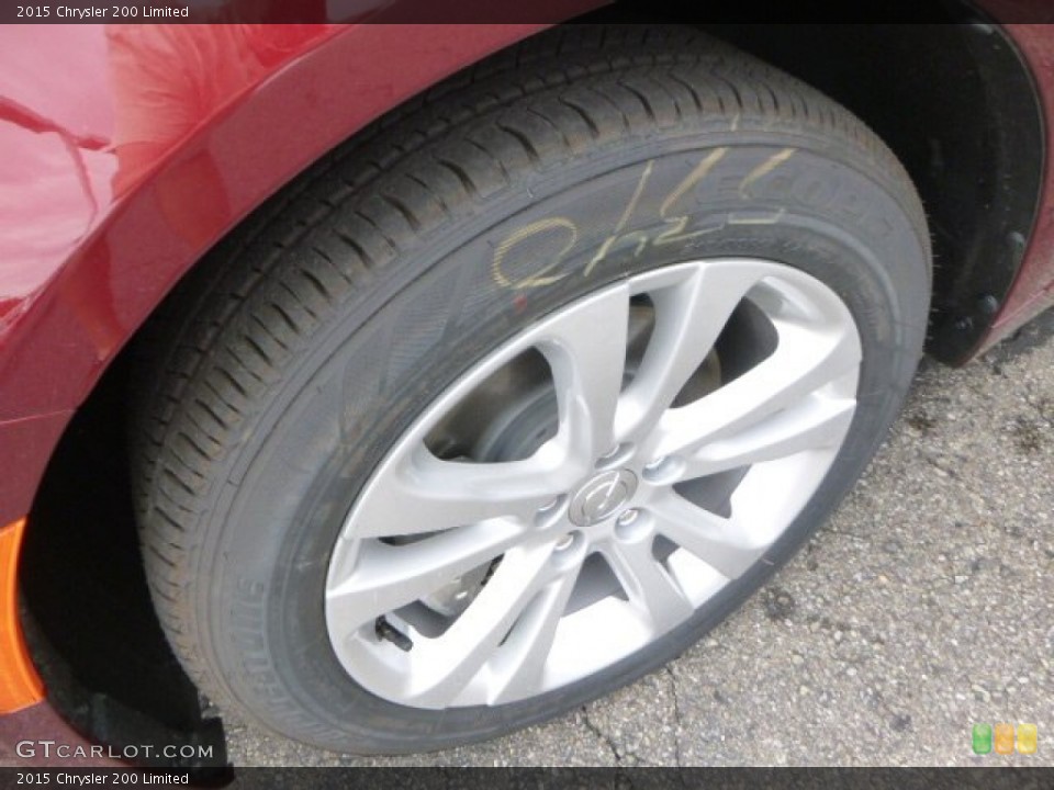 2015 Chrysler 200 Limited Wheel and Tire Photo #95847118