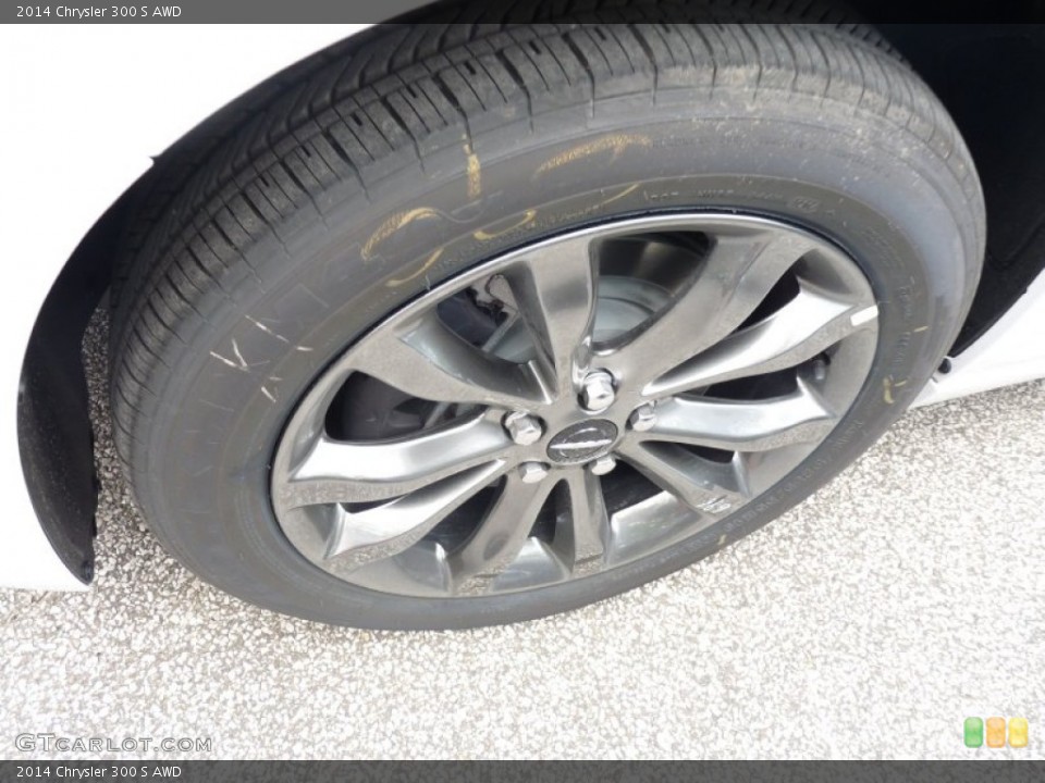 2014 Chrysler 300 S AWD Wheel and Tire Photo #96379565