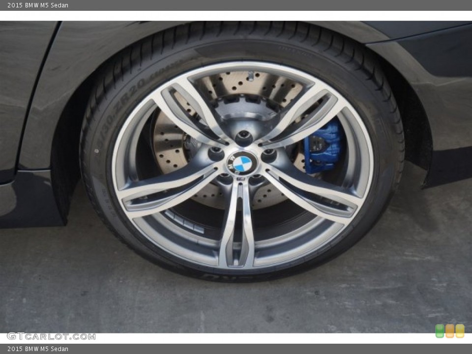 2015 BMW M5 Sedan Wheel and Tire Photo #96579998