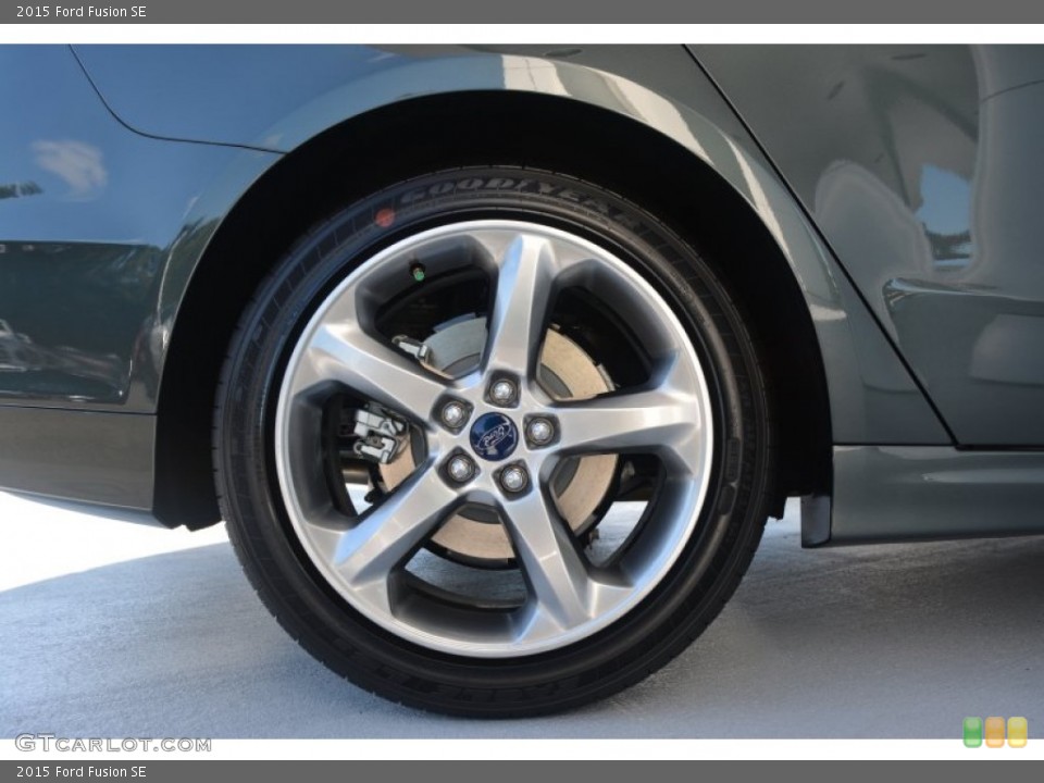 2015 Ford Fusion SE Wheel and Tire Photo #96655961