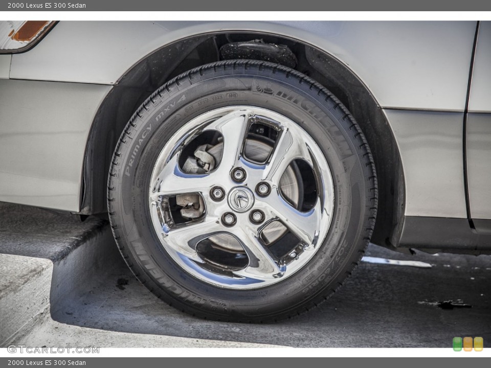 2000 Lexus ES Wheels and Tires