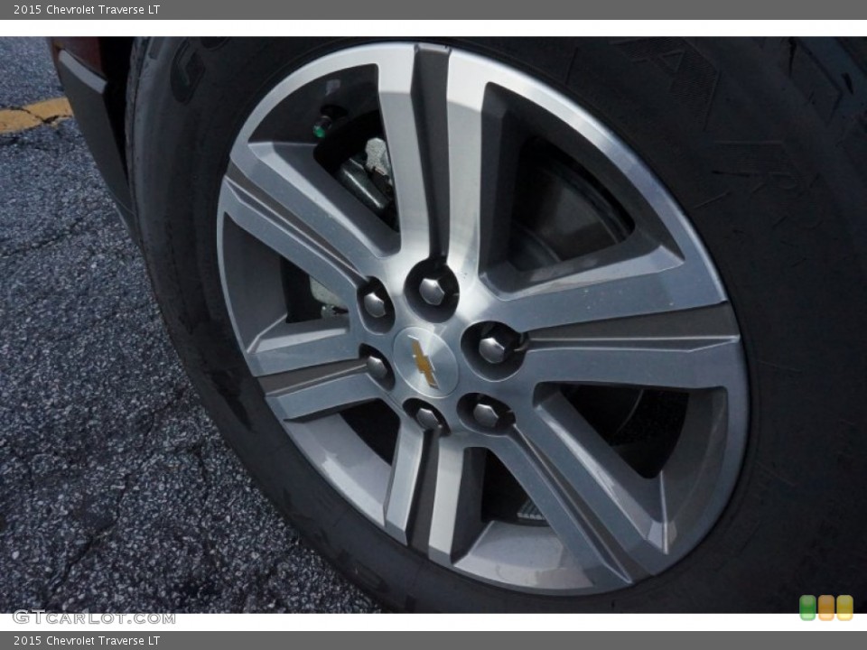 2015 Chevrolet Traverse LT Wheel and Tire Photo #97205809