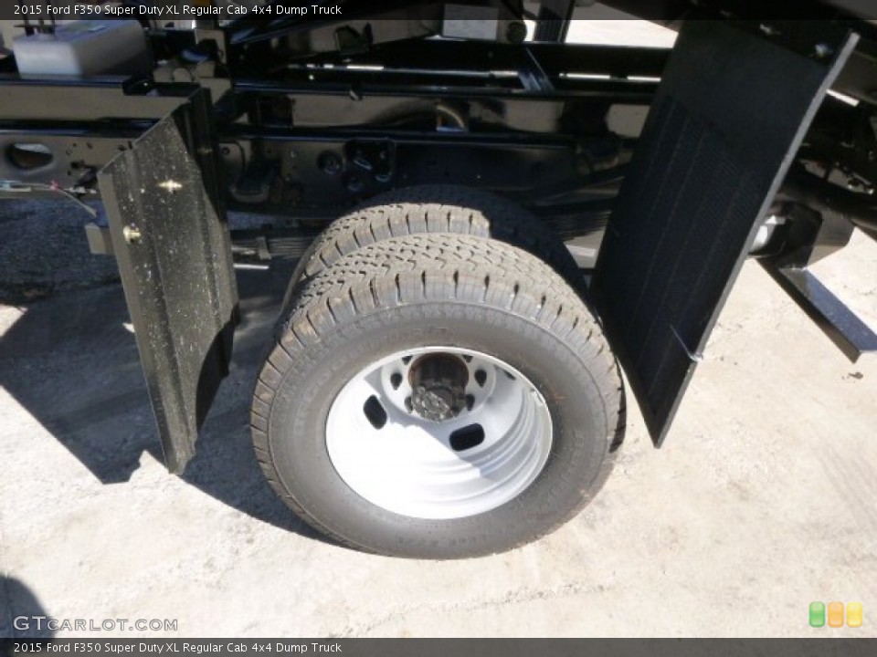 2015 Ford F350 Super Duty XL Regular Cab 4x4 Dump Truck Wheel and Tire Photo #97657425