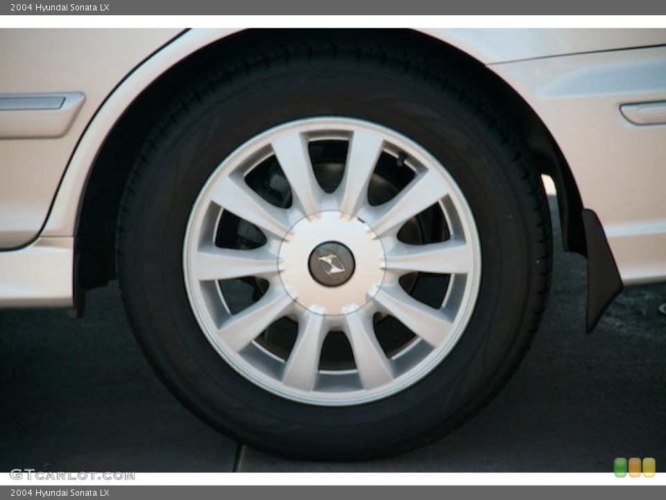 2004 Hyundai Sonata LX Wheel and Tire Photo #97678296