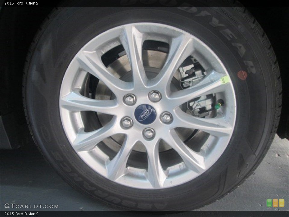 2015 Ford Fusion S Wheel and Tire Photo #98079634