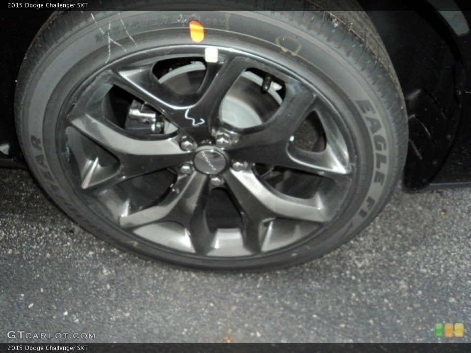 2015 Dodge Challenger SXT Wheel and Tire Photo #98234462