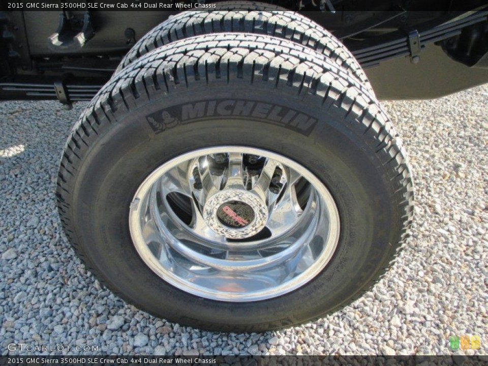 2015 GMC Sierra 3500HD SLE Crew Cab 4x4 Dual Rear Wheel Chassis Wheel and Tire Photo #98296381