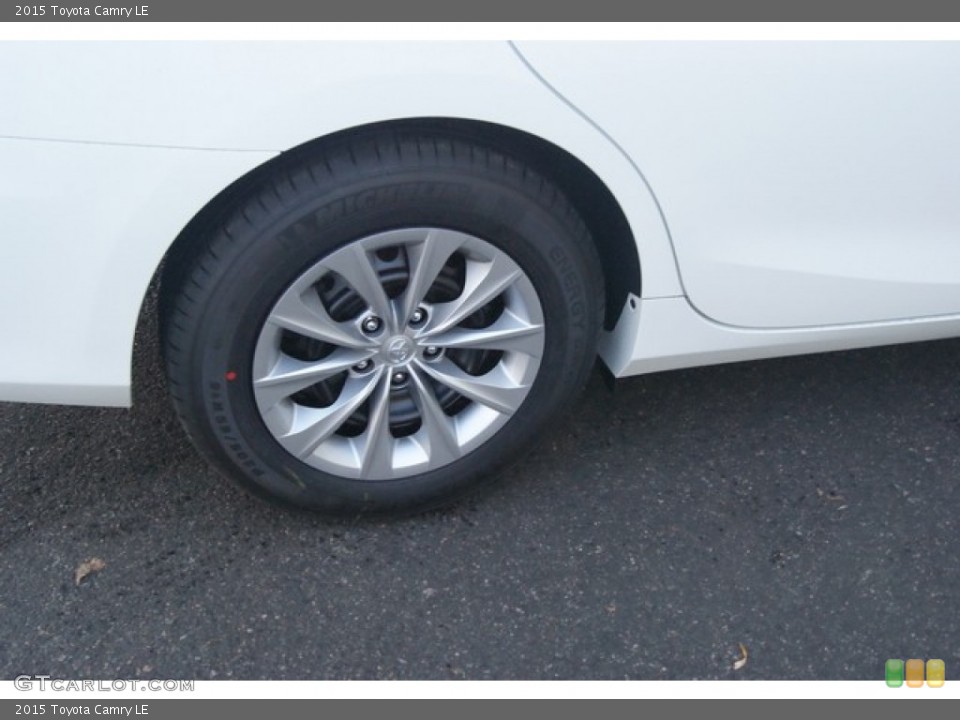 2015 Toyota Camry LE Wheel and Tire Photo #98516118