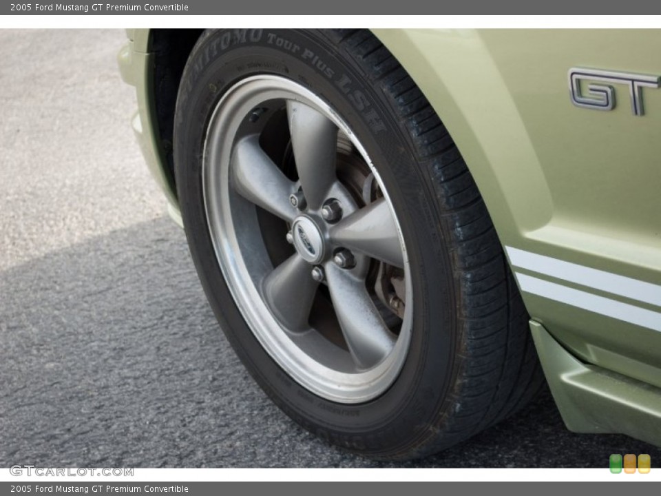 2005 Ford Mustang GT Premium Convertible Wheel and Tire Photo #99039420