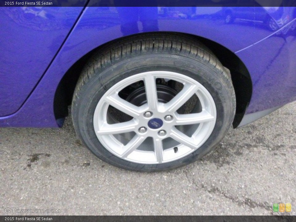 2015 Ford Fiesta SE Sedan Wheel and Tire Photo #99145603