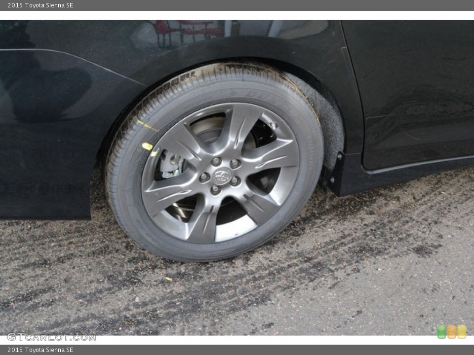 2015 Toyota Sienna SE Wheel and Tire Photo #99771293