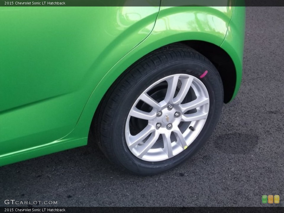 2015 Chevrolet Sonic LT Hatchback Wheel and Tire Photo #99798473