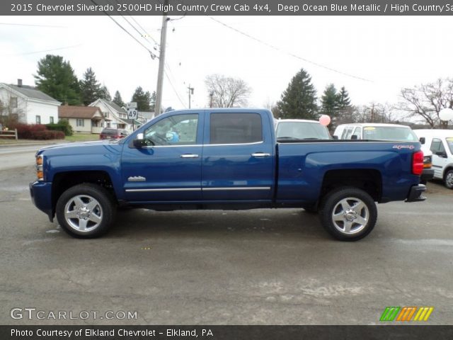 2015 Chevrolet Silverado 2500HD High Country Crew Cab 4x4 in Deep Ocean Blue Metallic