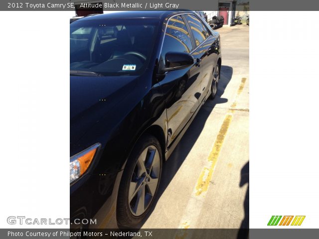 2012 Toyota Camry SE in Attitude Black Metallic