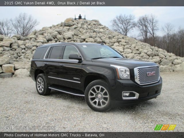 2015 GMC Yukon Denali 4WD in Onyx Black