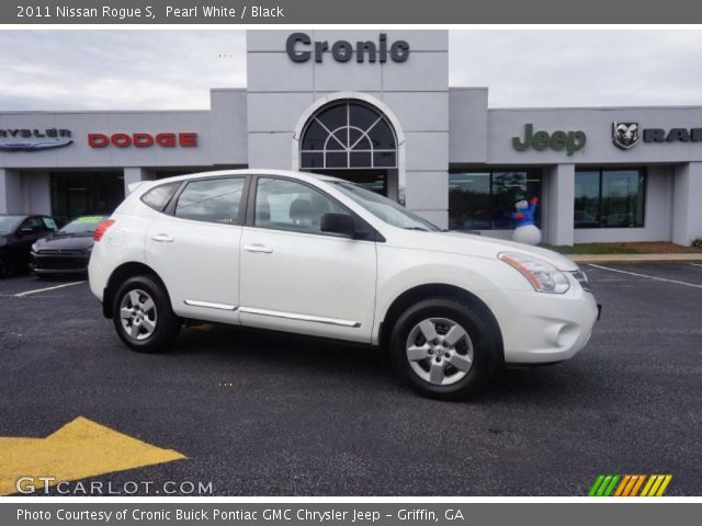 2011 Nissan Rogue S in Pearl White