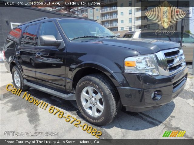 2010 Ford Expedition XLT 4x4 in Tuxedo Black