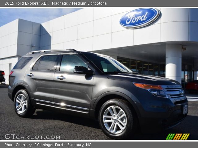 2015 Ford Explorer XLT in Magnetic