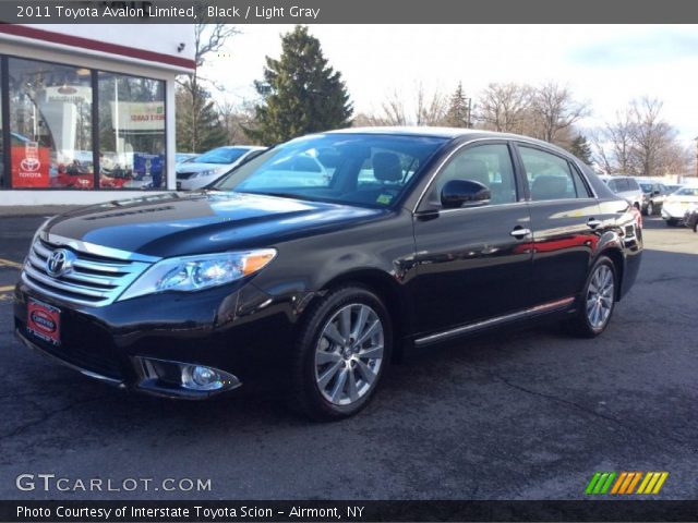 2011 Toyota Avalon Limited in Black